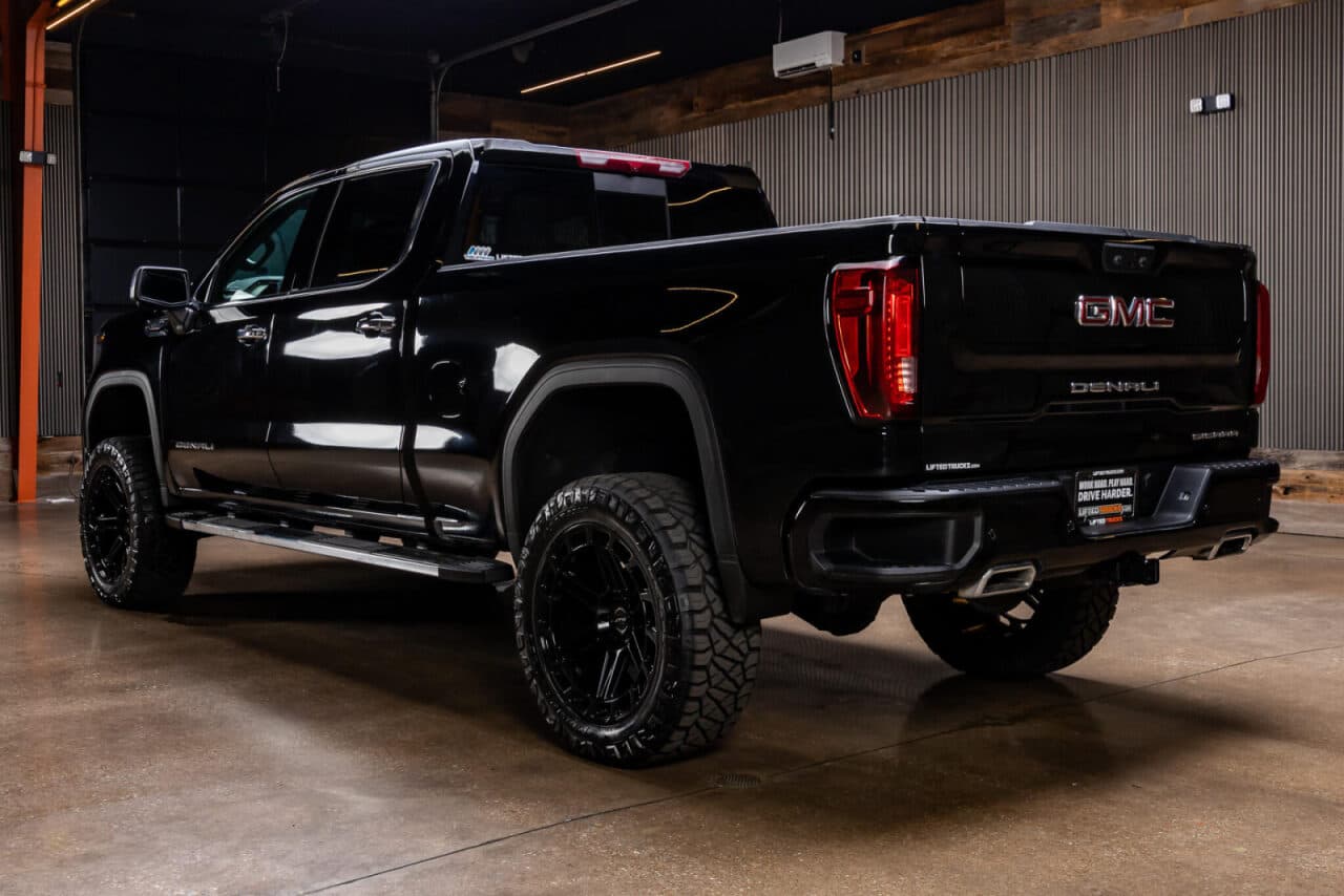 2026 GMC Sierra 1500 Denali — photo 5 of 38