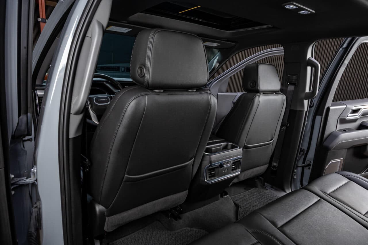 2025 GMC Sierra 1500 Denali — photo 33 of 40