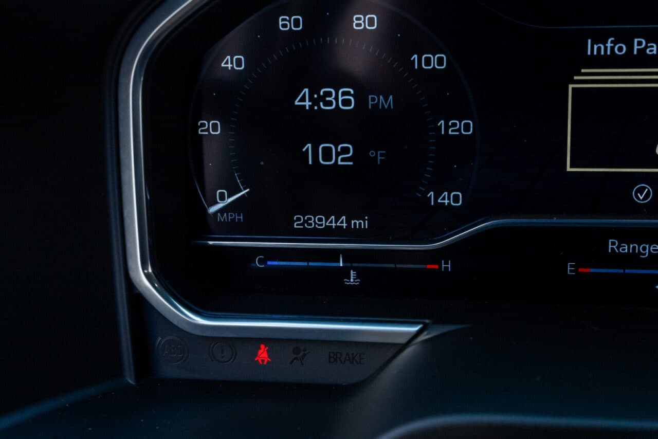 2024 GMC Sierra 1500 AT4X — photo 19 of 40