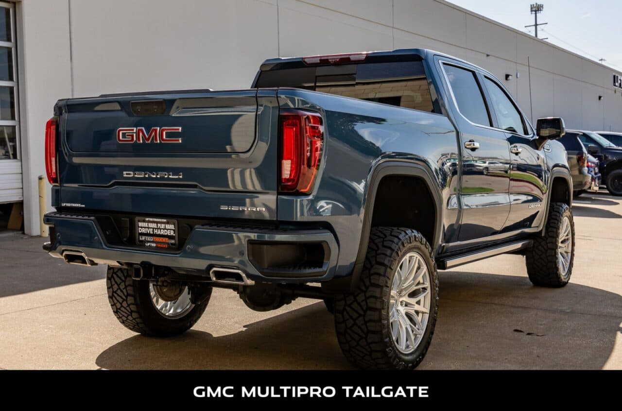 2025 GMC Sierra 1500 Denali — photo 8 of 40