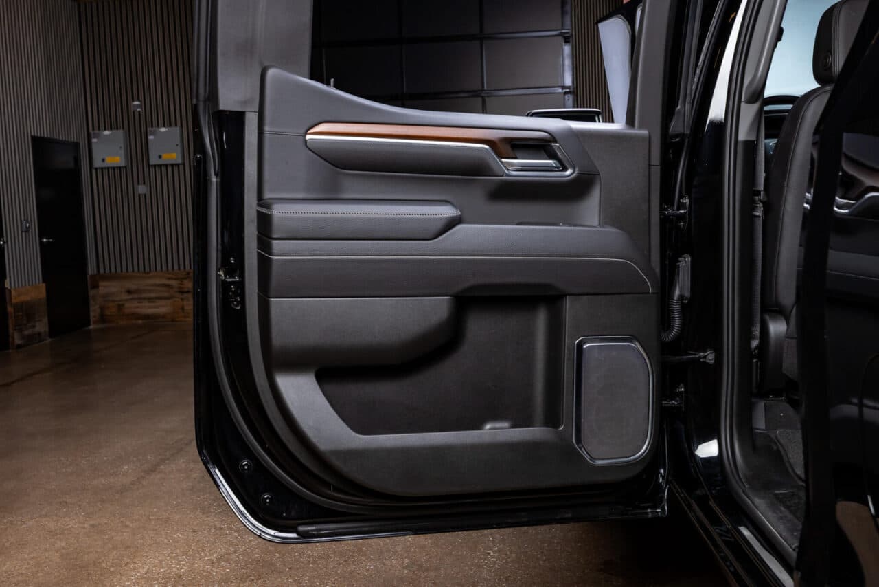 2025 GMC Sierra 1500 Denali — photo 36 of 39