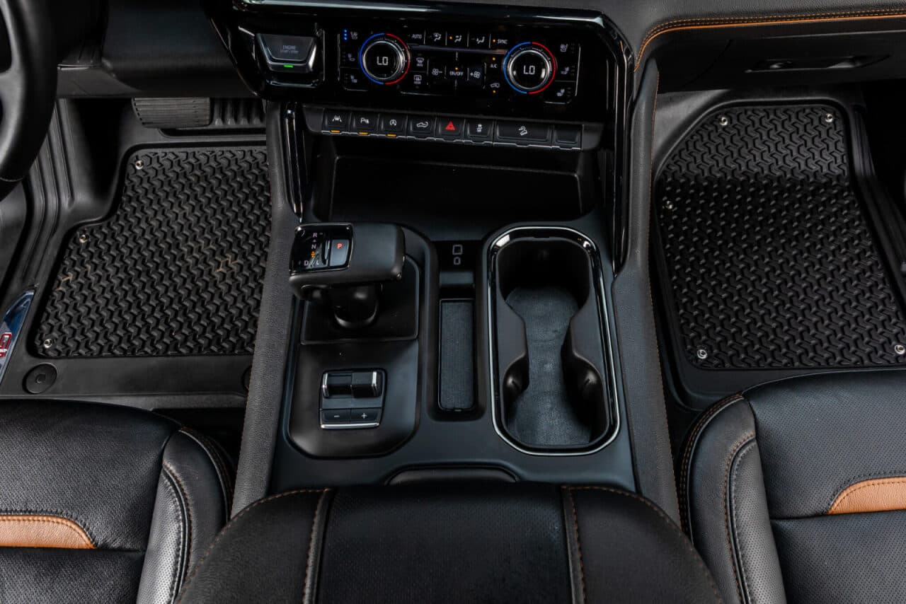 2023 GMC Sierra 1500 AT4 — photo 26 of 38