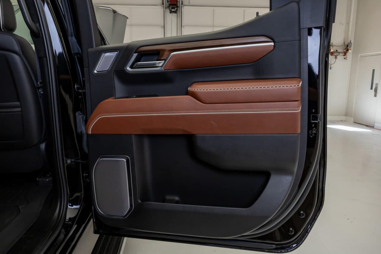 2025 GMC Sierra 1500 Denali Ultimate — photo 36 of 38