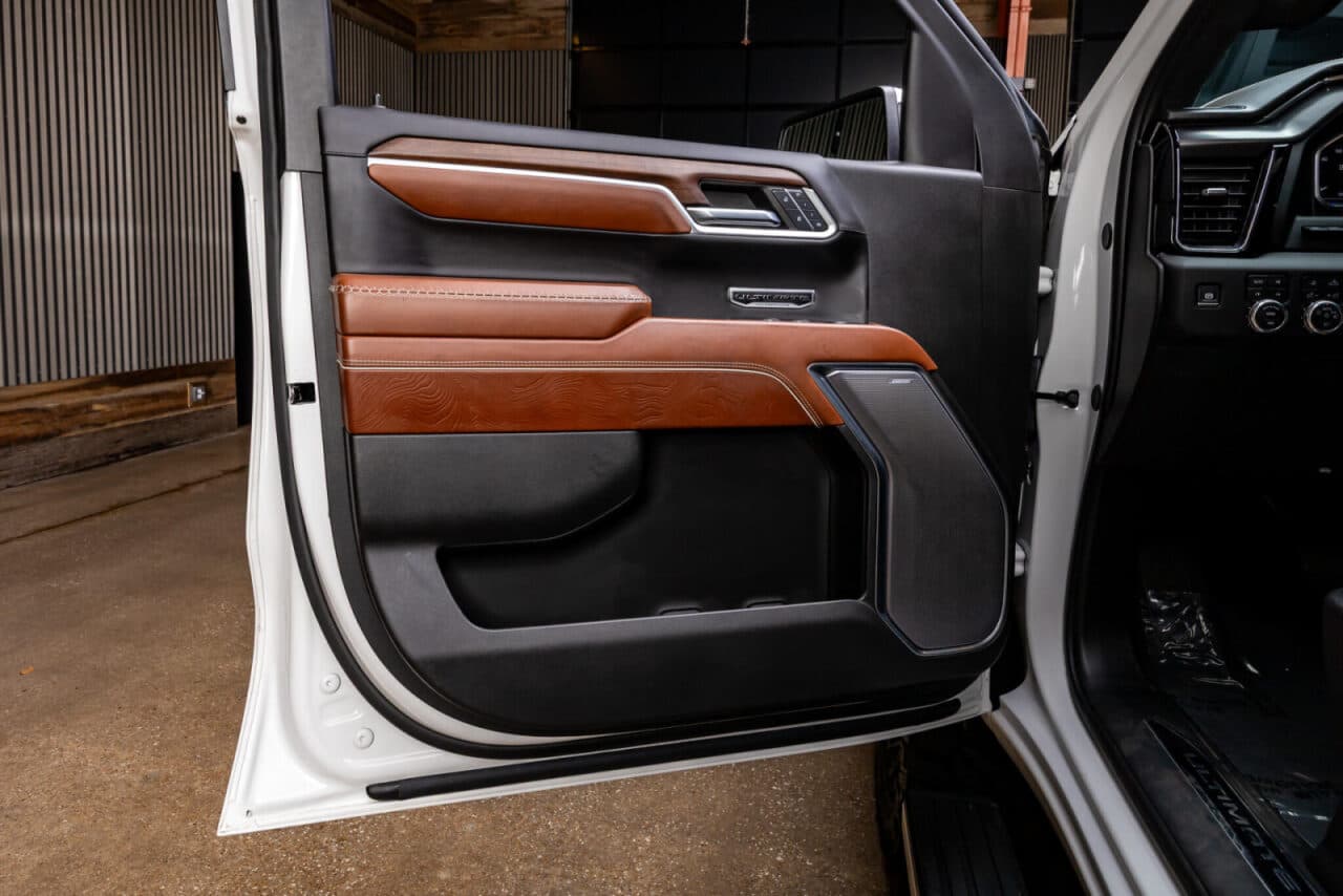 2024 GMC Sierra 1500 Denali Ultimate — photo 35 of 40