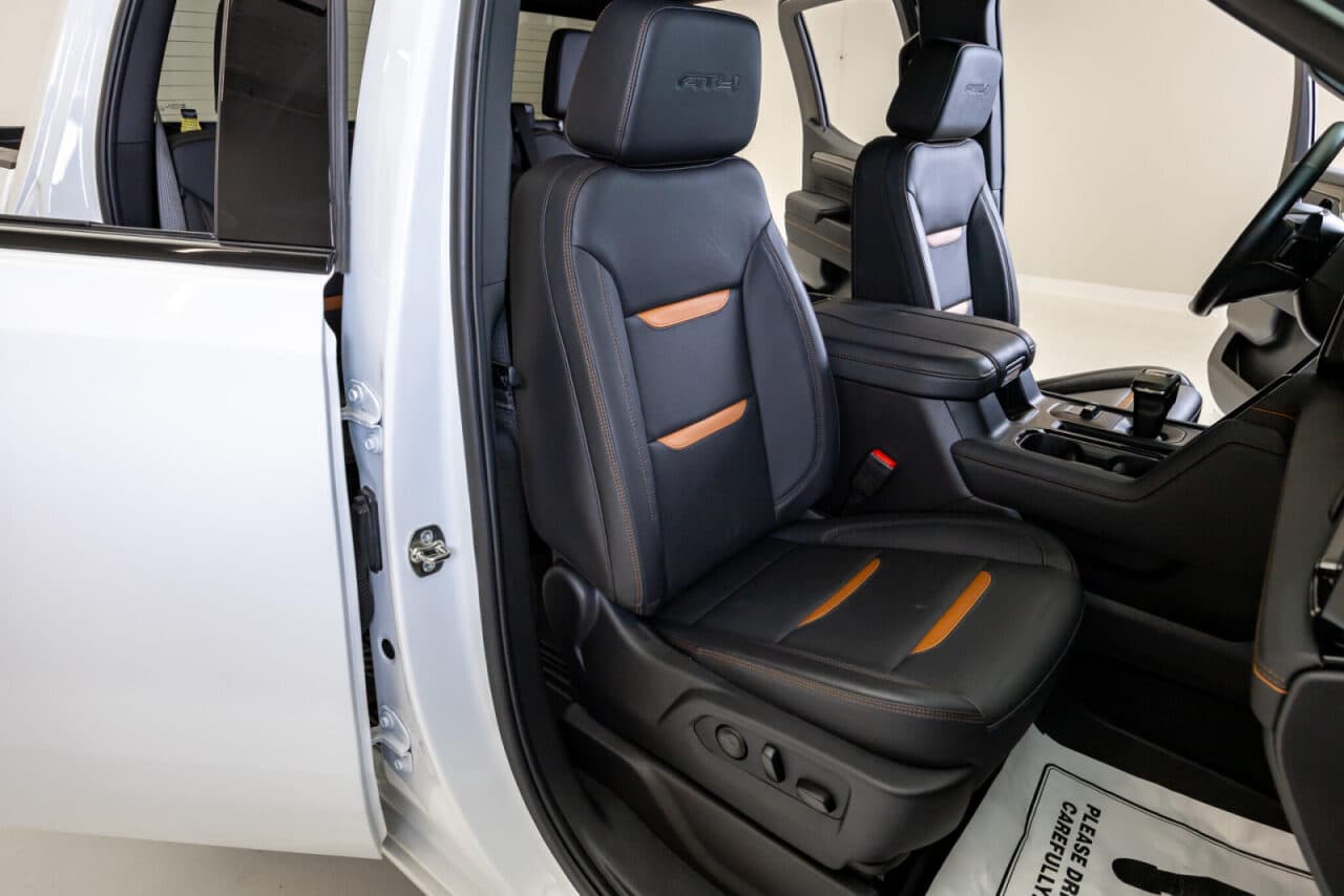 2026 GMC Sierra 1500 AT4 — photo 26 of 36