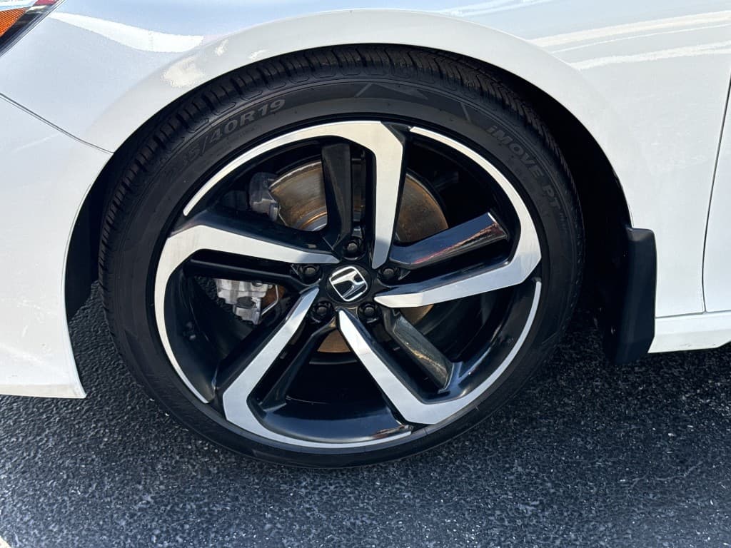 2022 Honda Accord Sport FWD — photo 9 of 16