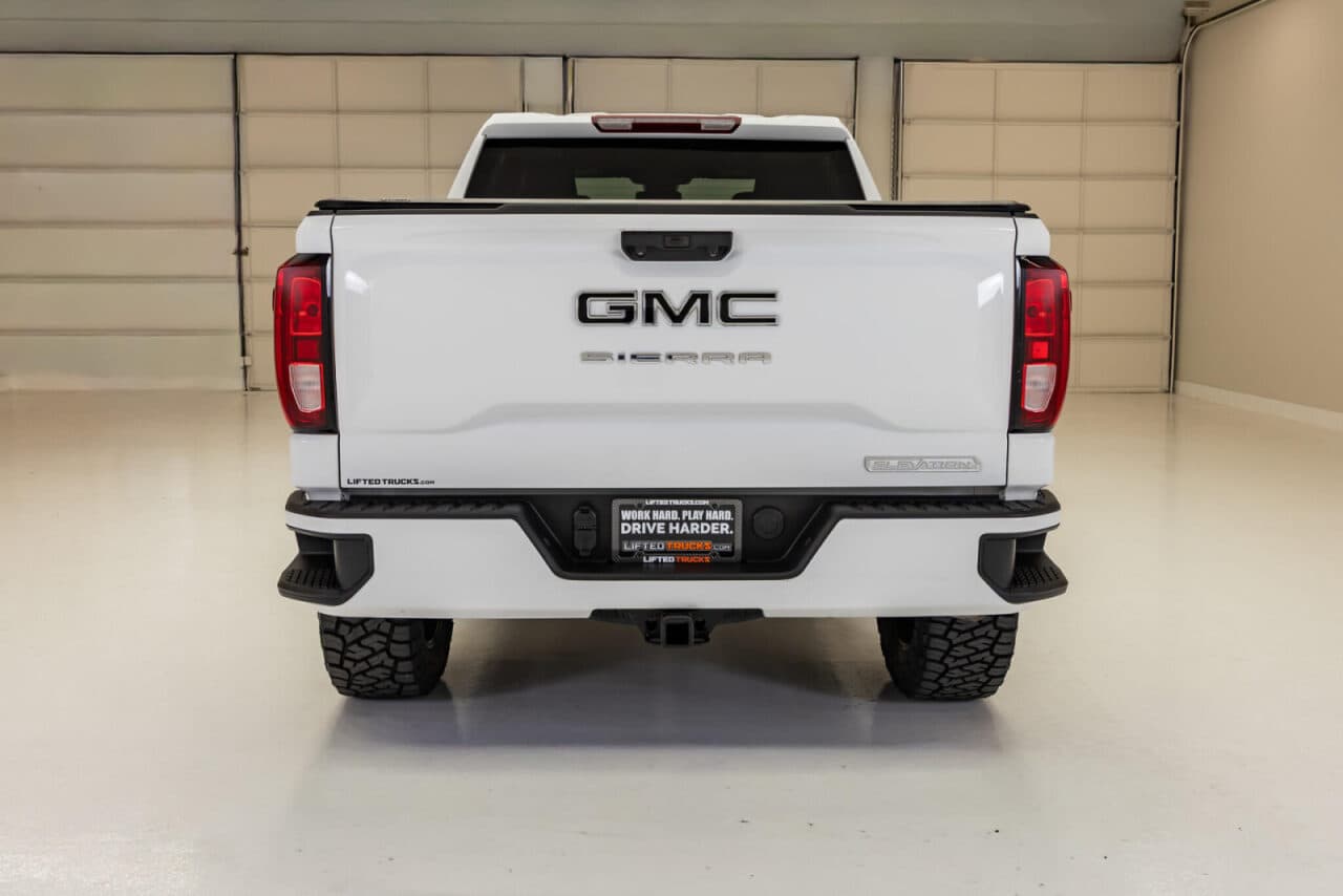 2024 GMC Sierra 1500 Elevation — photo 6 of 38