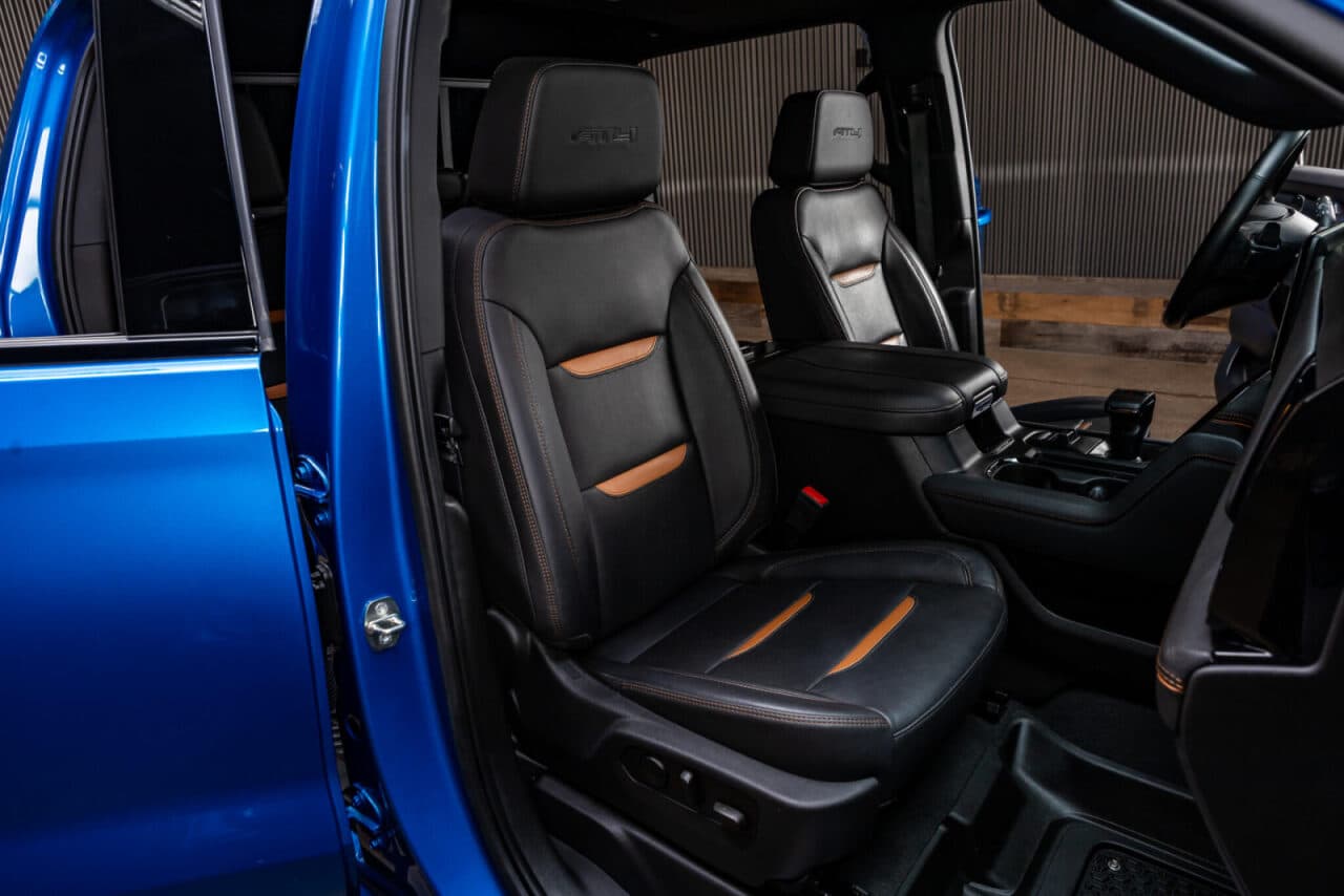 2023 GMC Sierra 1500 AT4 — photo 29 of 38