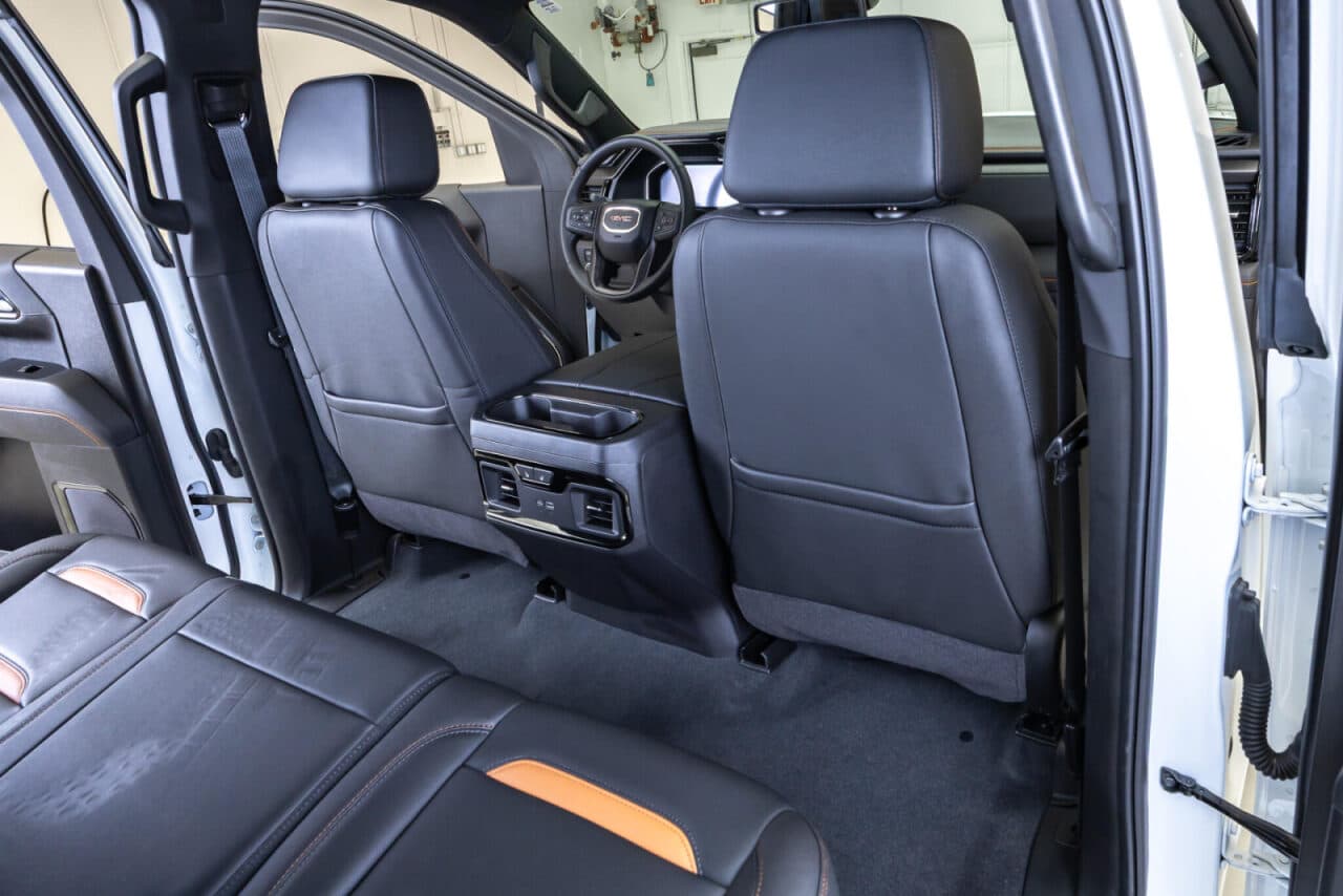 2026 GMC Sierra 1500 AT4 — photo 27 of 36