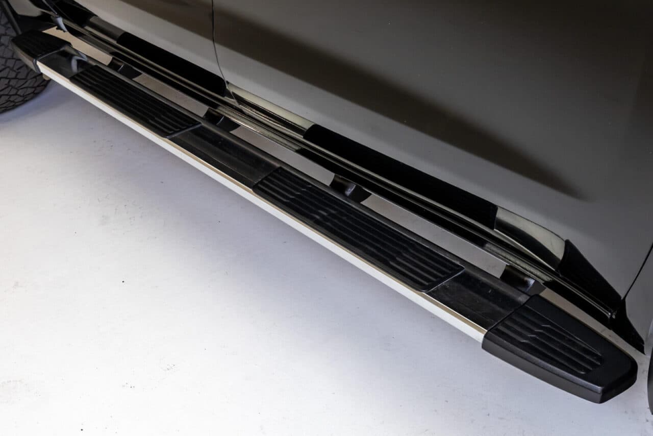 2022 GMC Sierra 1500 Limited SLT — photo 11 of 37