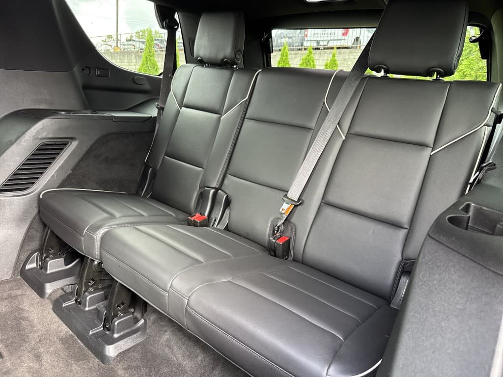2021 Cadillac Escalade Sport — photo 24 of 32