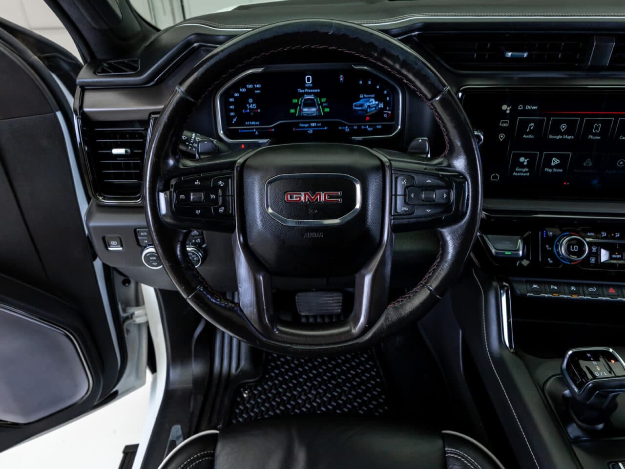 2023 GMC Sierra 1500 AT4X — photo 14 of 37