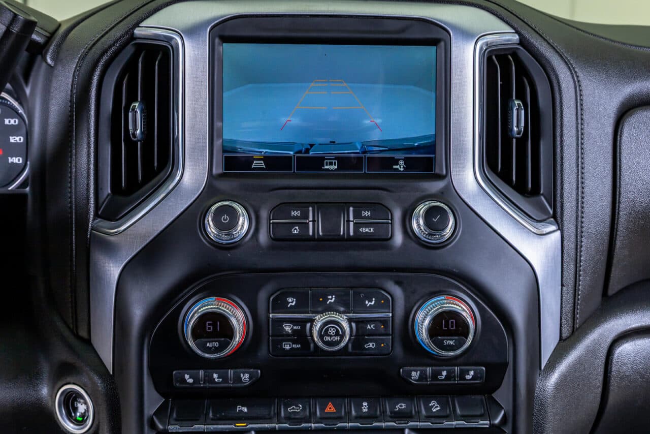 2022 GMC Sierra 1500 Limited SLT — photo 22 of 37