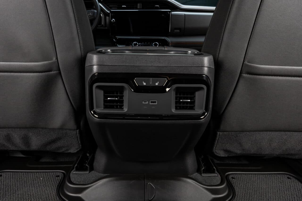 2026 GMC Sierra 1500 AT4 — photo 32 of 40