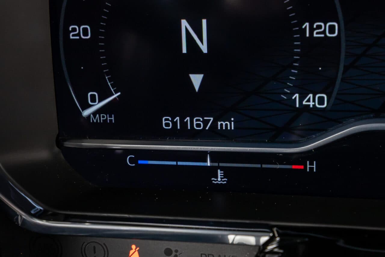 2022 GMC Sierra 1500 SLT — photo 16 of 33