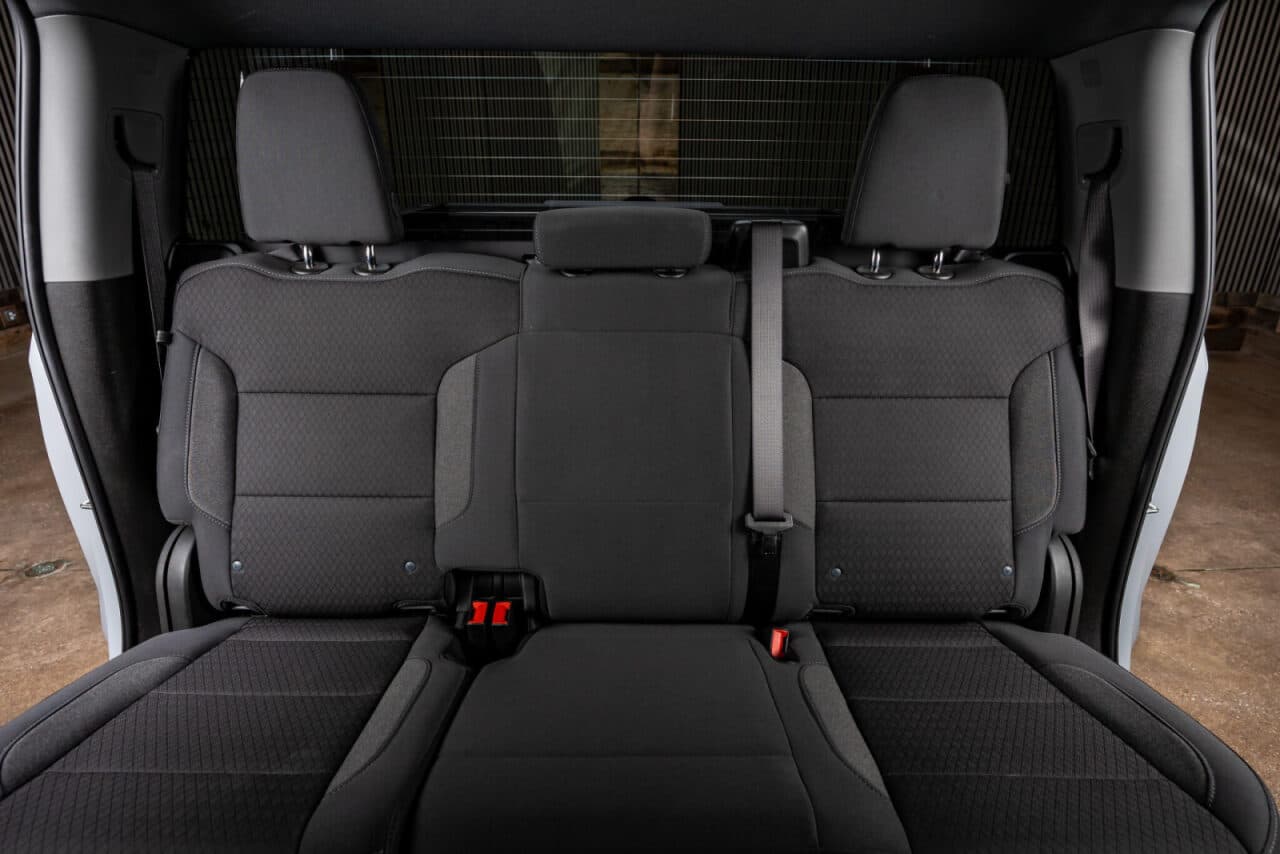 2025 GMC Sierra 1500 Pro — photo 32 of 38