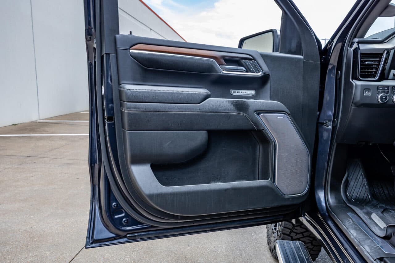 2024 GMC Sierra 1500 Denali — photo 35 of 40