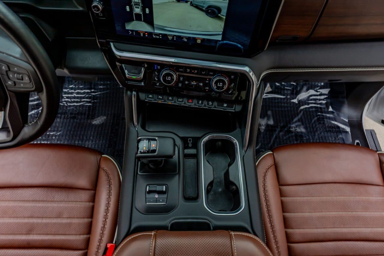 2024 GMC Sierra 1500 Denali Ultimate — photo 26 of 39