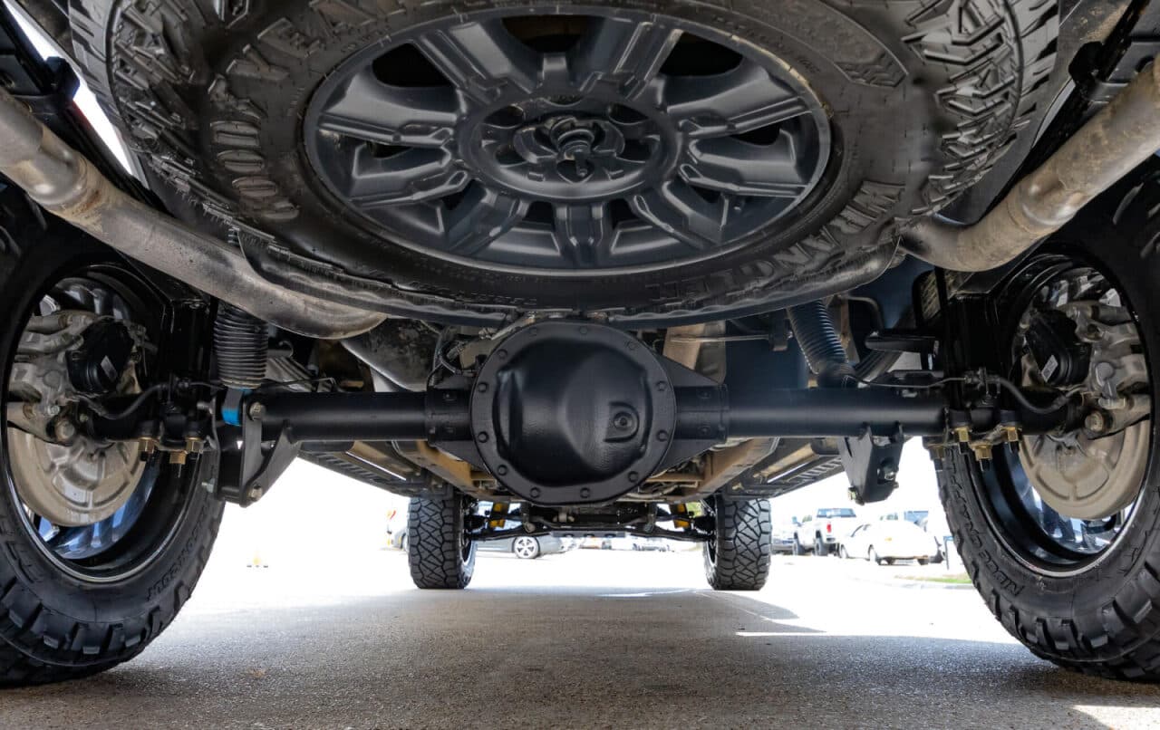 2025 GMC Sierra 1500 AT4X — photo 14 of 39