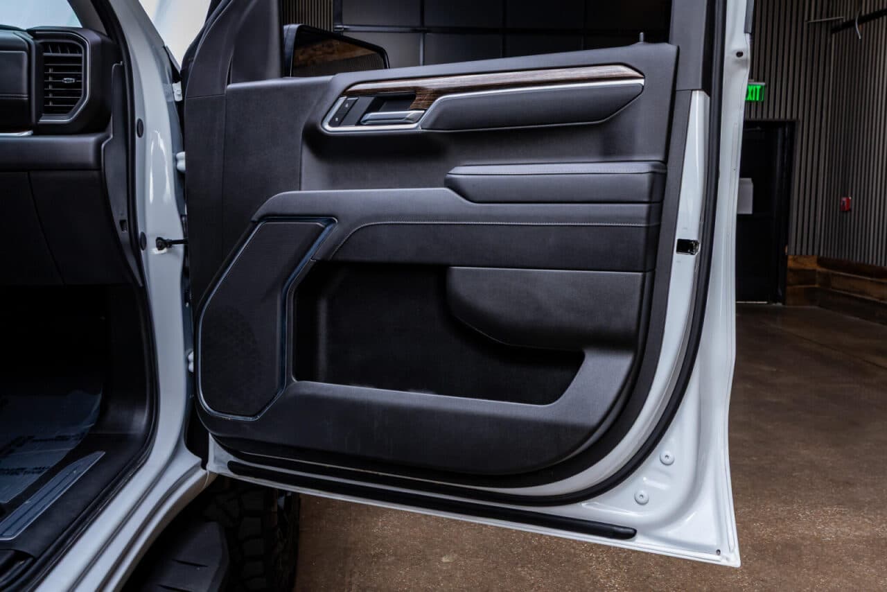 2026 GMC Sierra 1500 Elevation — photo 32 of 36