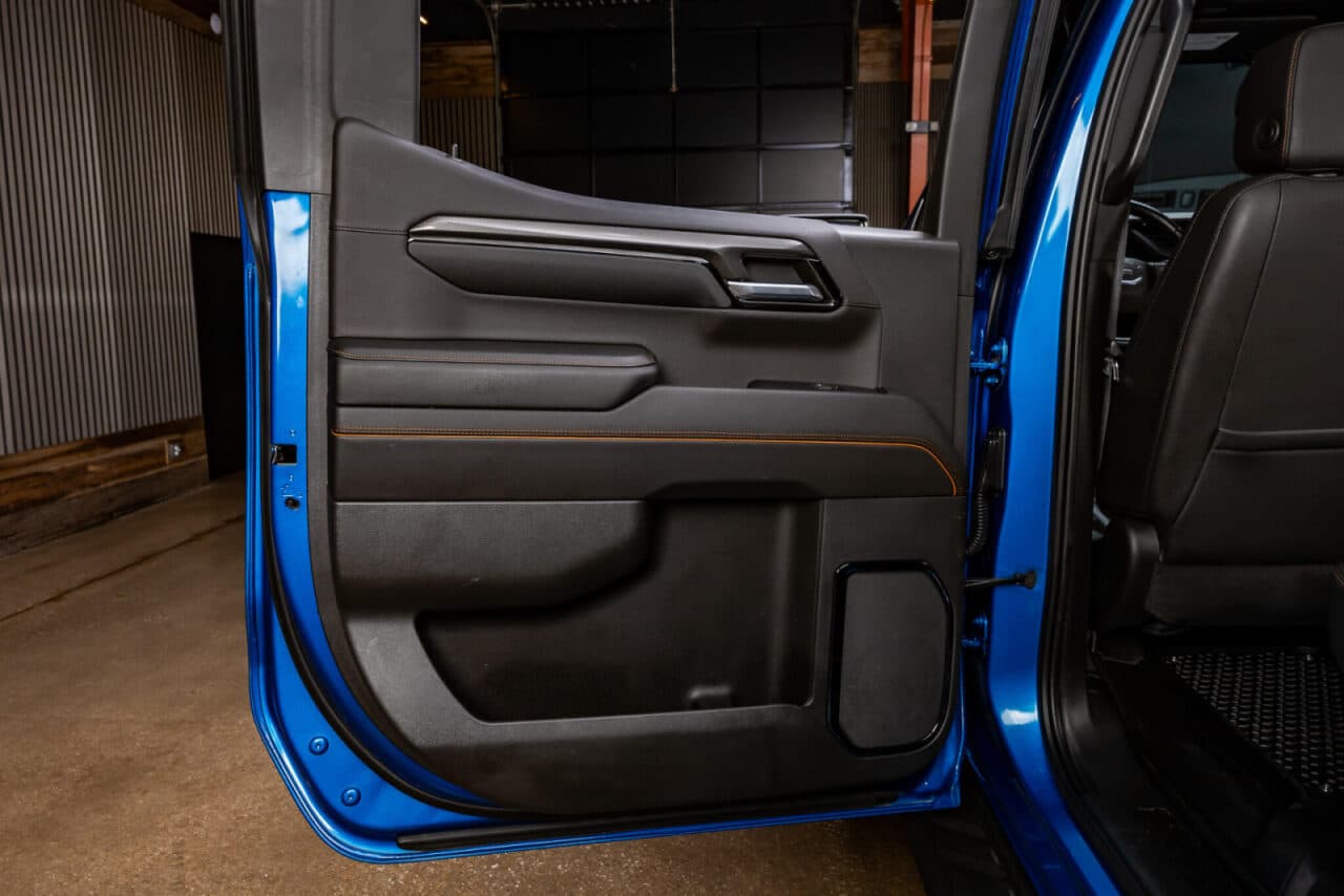 2023 GMC Sierra 1500 AT4 — photo 35 of 38