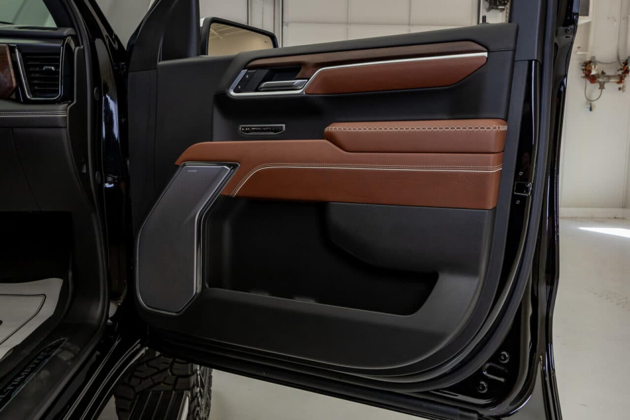 2025 GMC Sierra 1500 Denali Ultimate — photo 34 of 38