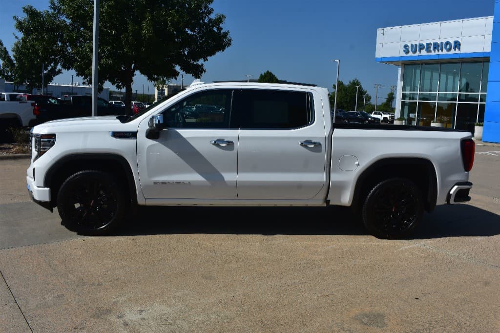 2023 GMC Sierra 1500 Denali 4WD — photo 6 of 22