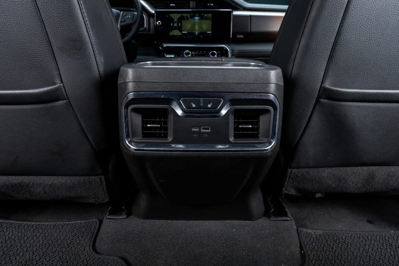 2025 GMC Sierra 1500 Denali — photo 31 of 39