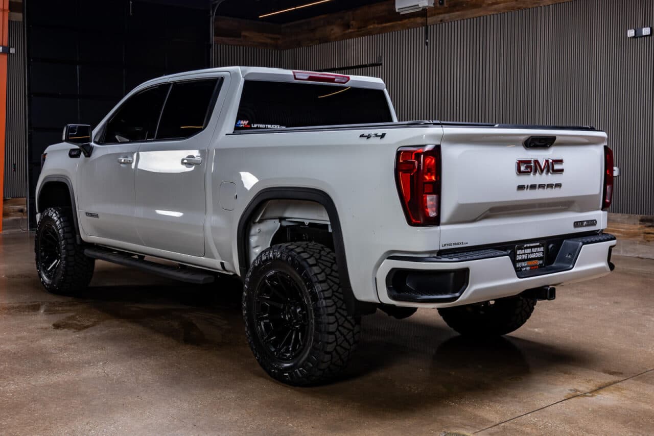 2026 GMC Sierra 1500 Elevation — photo 5 of 36