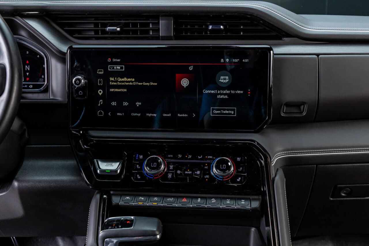 2025 GMC Sierra 1500 AT4X — photo 20 of 38