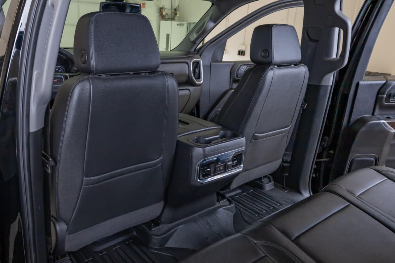 2022 GMC Sierra 1500 Limited SLT — photo 30 of 37