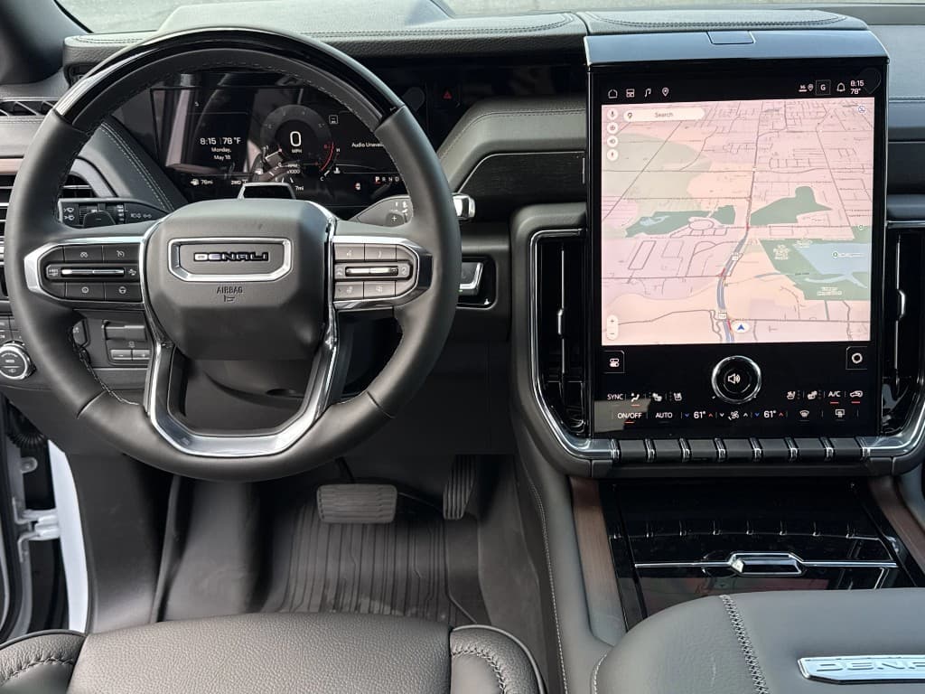2026 GMC Yukon Denali 4WD — photo 7 of 20