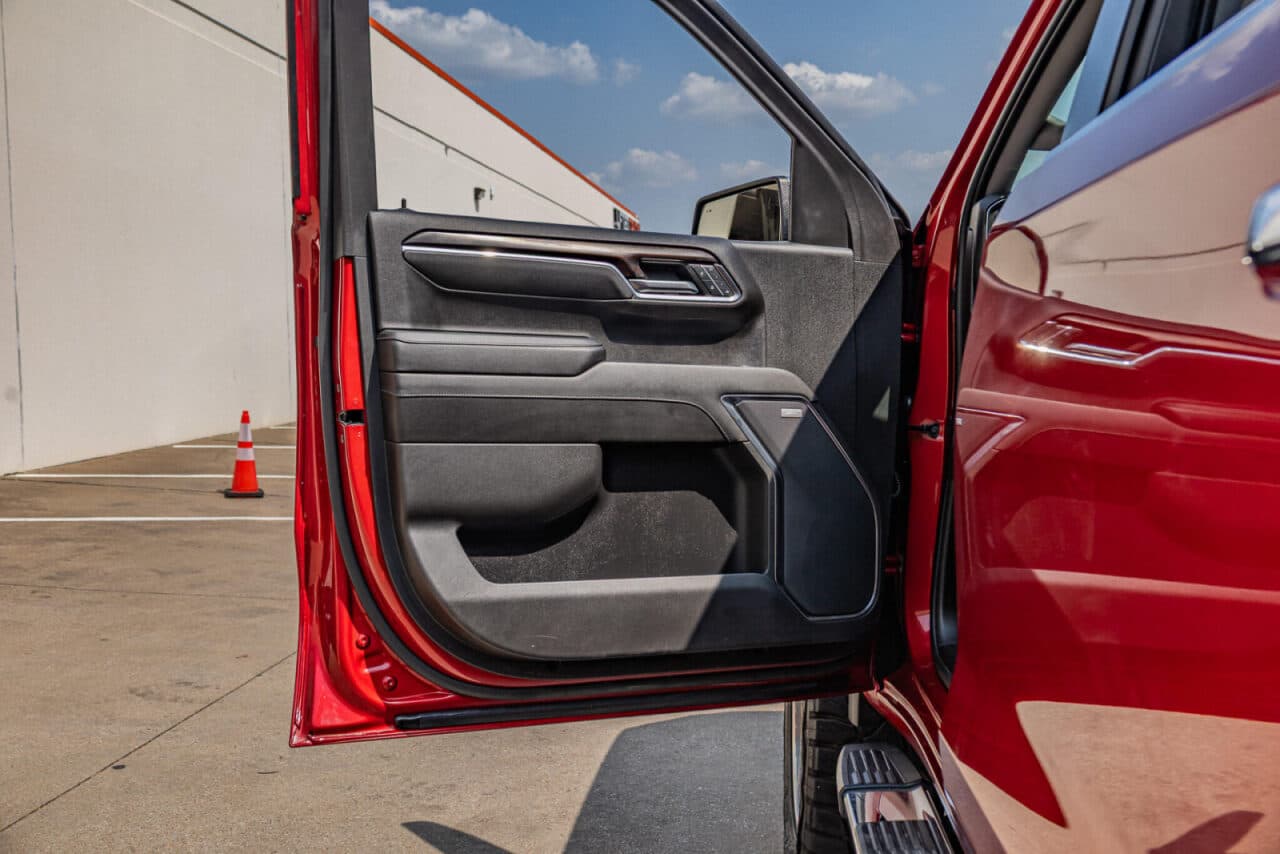 2024 GMC Sierra 1500 SLT — photo 34 of 39