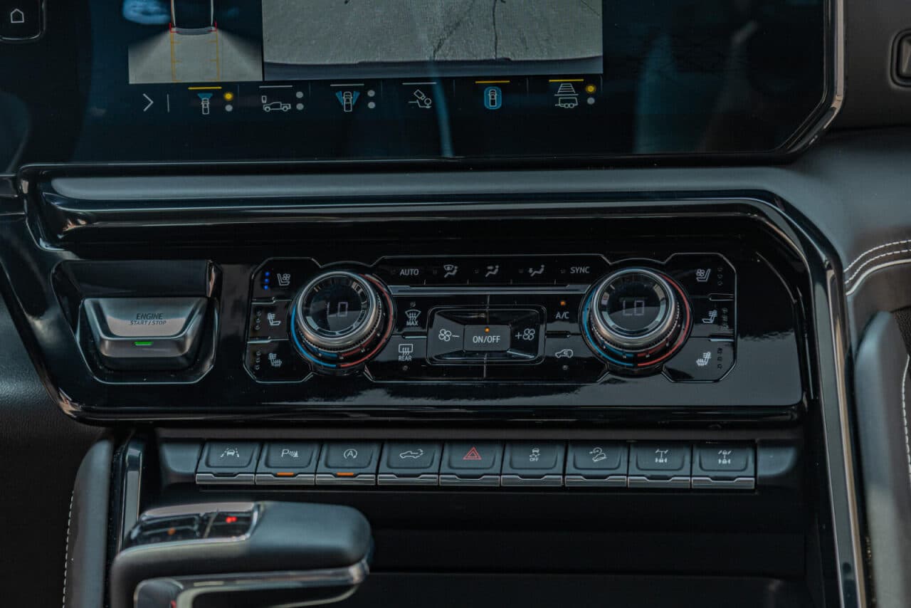 2023 GMC Sierra 1500 AT4X — photo 24 of 39