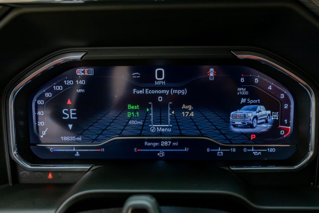 2024 GMC Sierra 1500 Denali Ultimate — photo 18 of 39