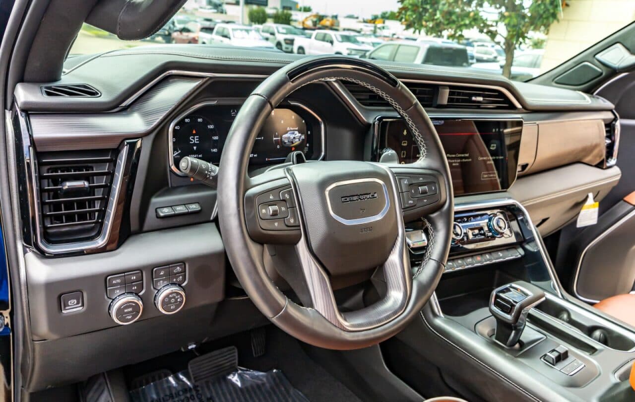 2026 GMC Sierra 1500 Denali Ultimate — photo 15 of 40