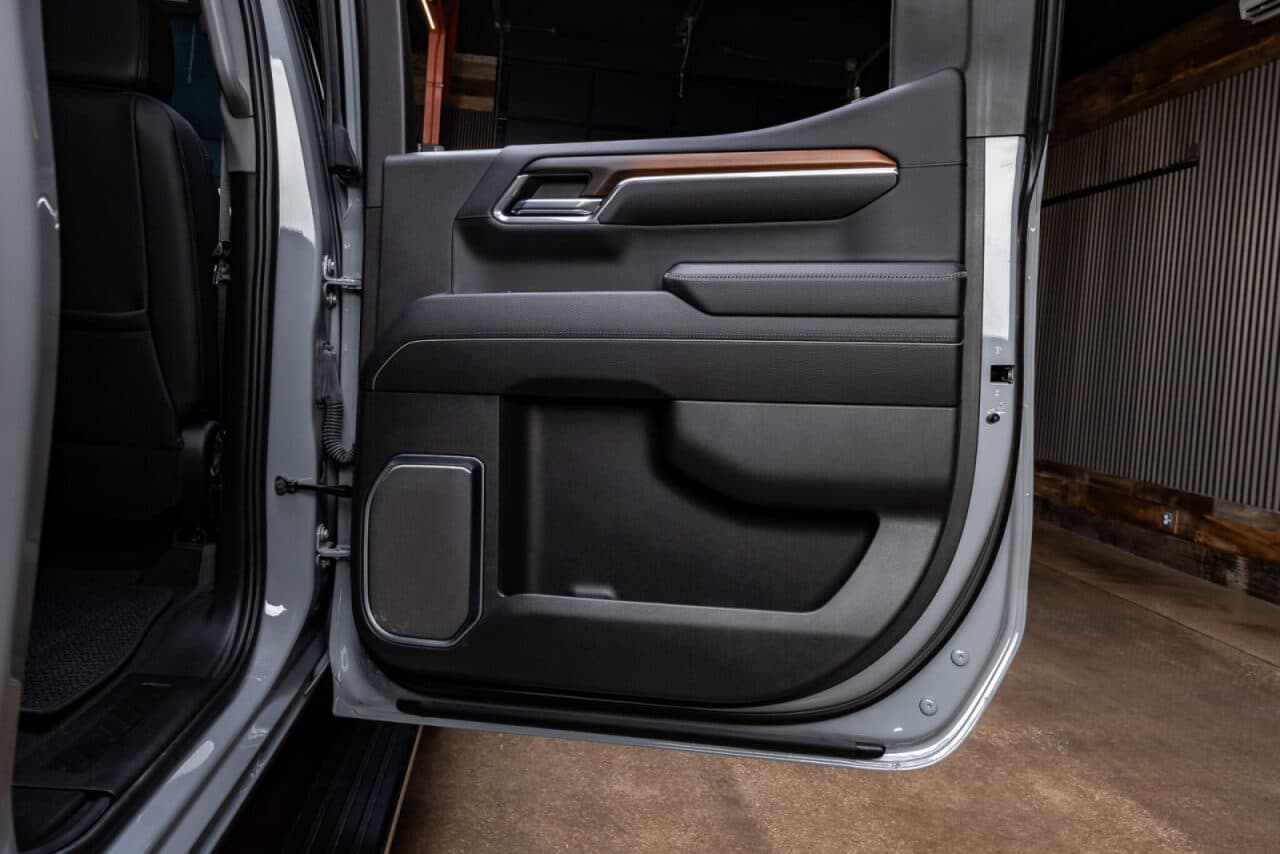 2025 GMC Sierra 1500 Denali — photo 38 of 40
