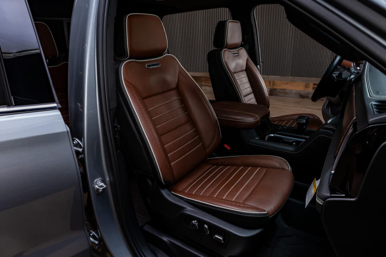 2025 GMC Sierra 1500 Denali Ultimate — photo 30 of 40