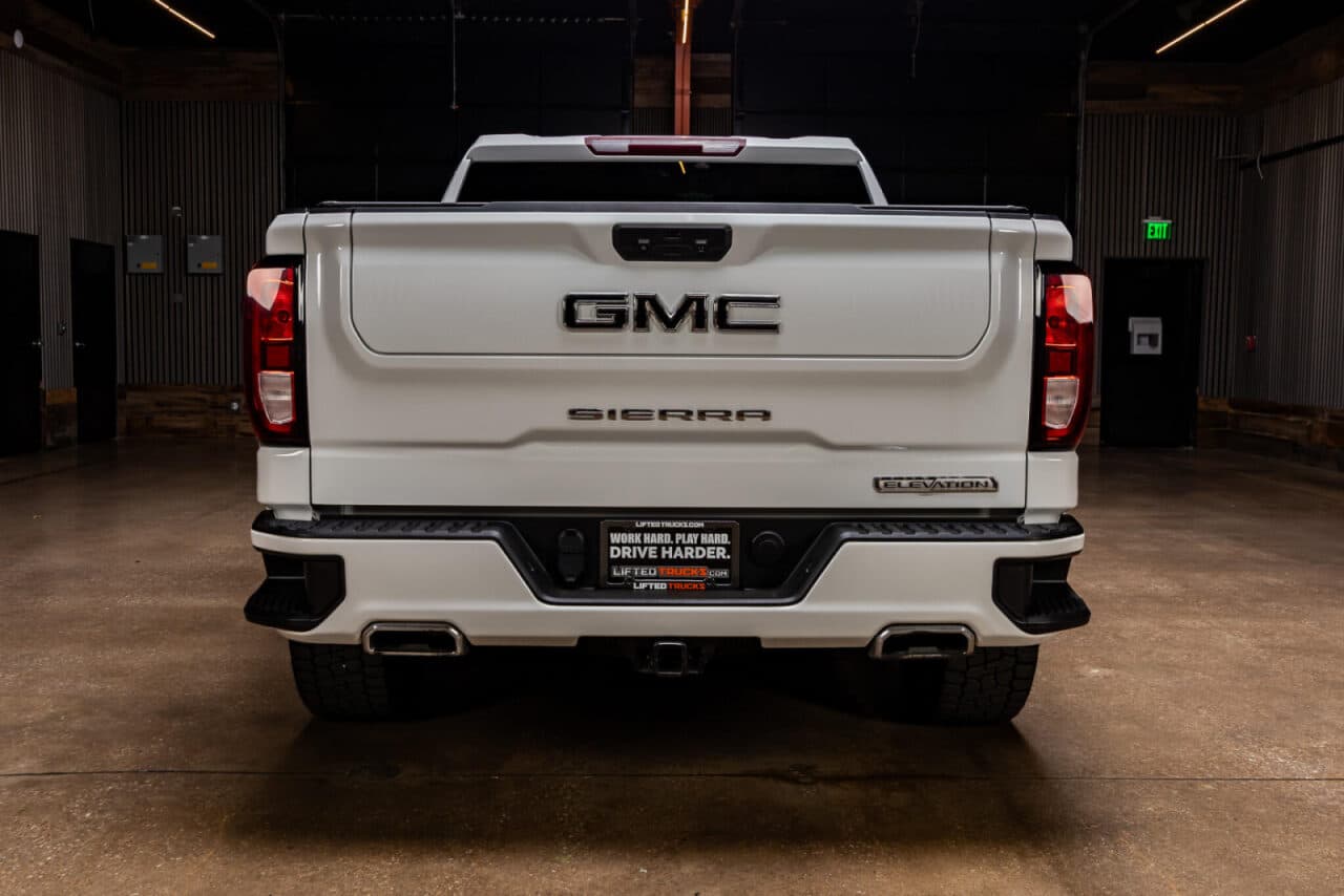 2024 GMC Sierra 1500 Elevation — photo 6 of 35