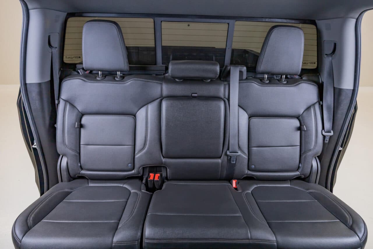 2022 GMC Sierra 1500 Limited SLT — photo 31 of 37