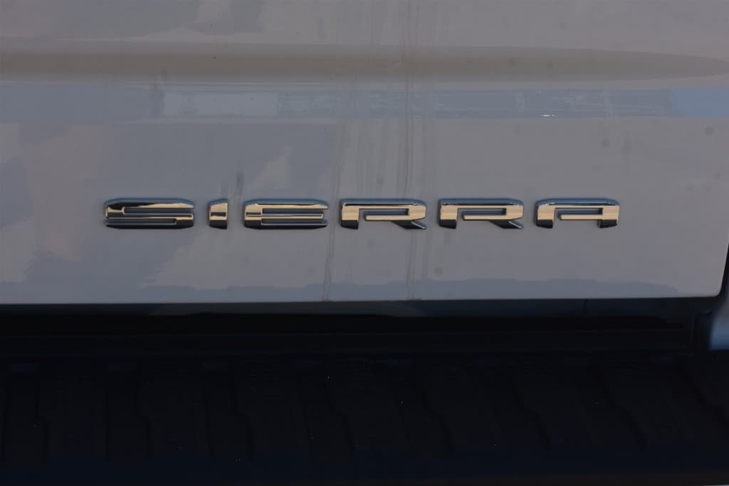 2023 GMC Sierra 1500 Denali 4WD — photo 5 of 22