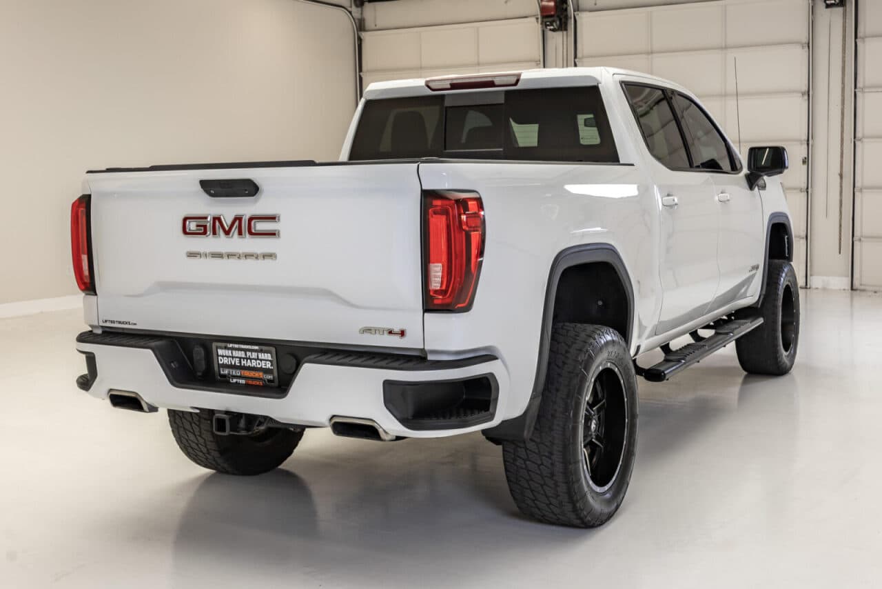 2019 GMC Sierra 1500 AT4 — photo 8 of 37