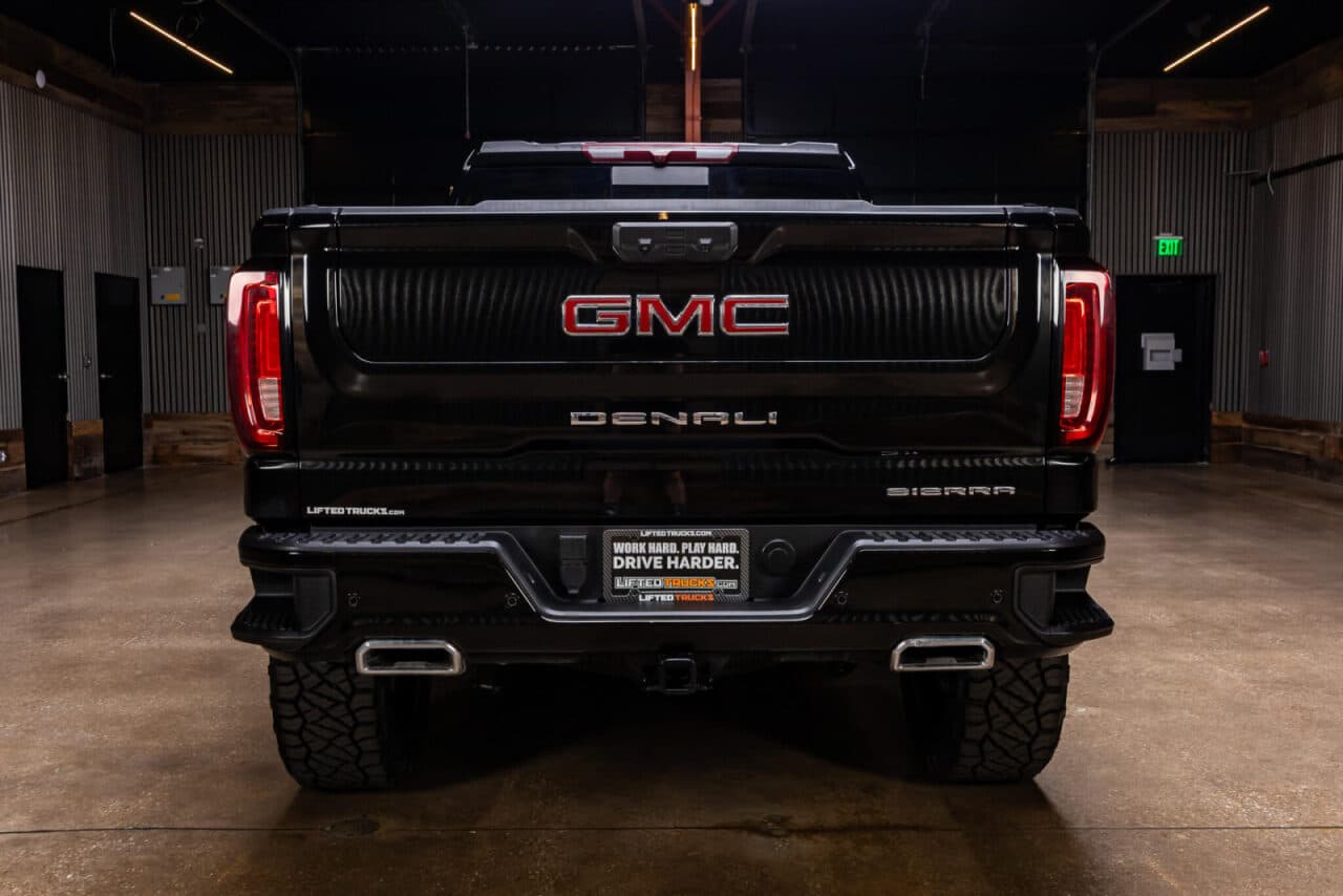 2026 GMC Sierra 1500 Denali — photo 6 of 38