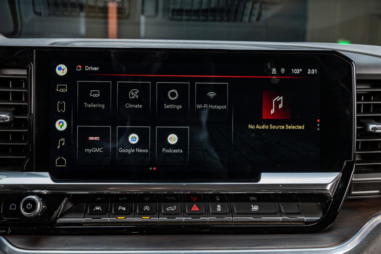 2022 GMC Sierra 1500 SLT — photo 19 of 33