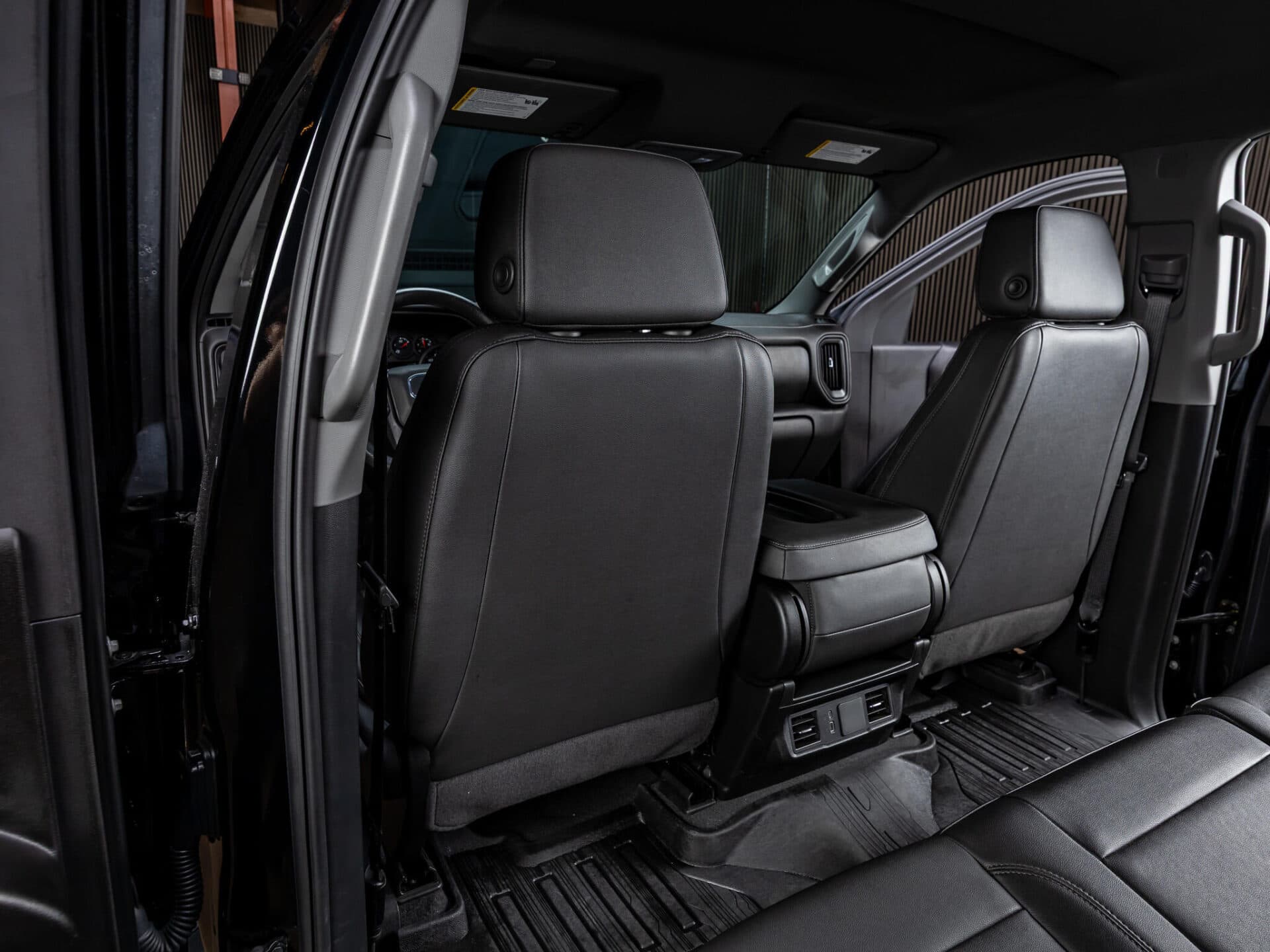 2025 GMC Sierra 1500 Pro — photo 30 of 37