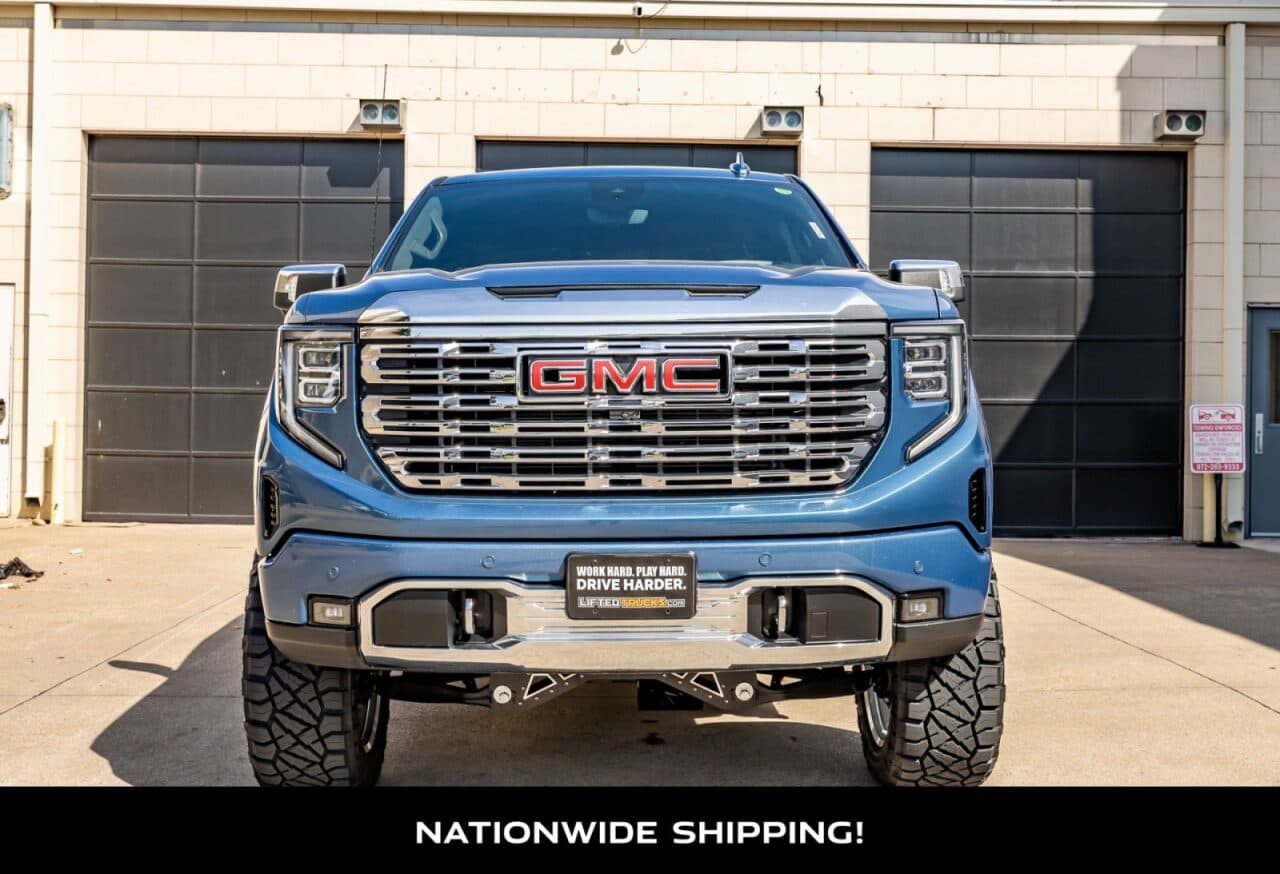 2025 GMC Sierra 1500 Denali — photo 2 of 40