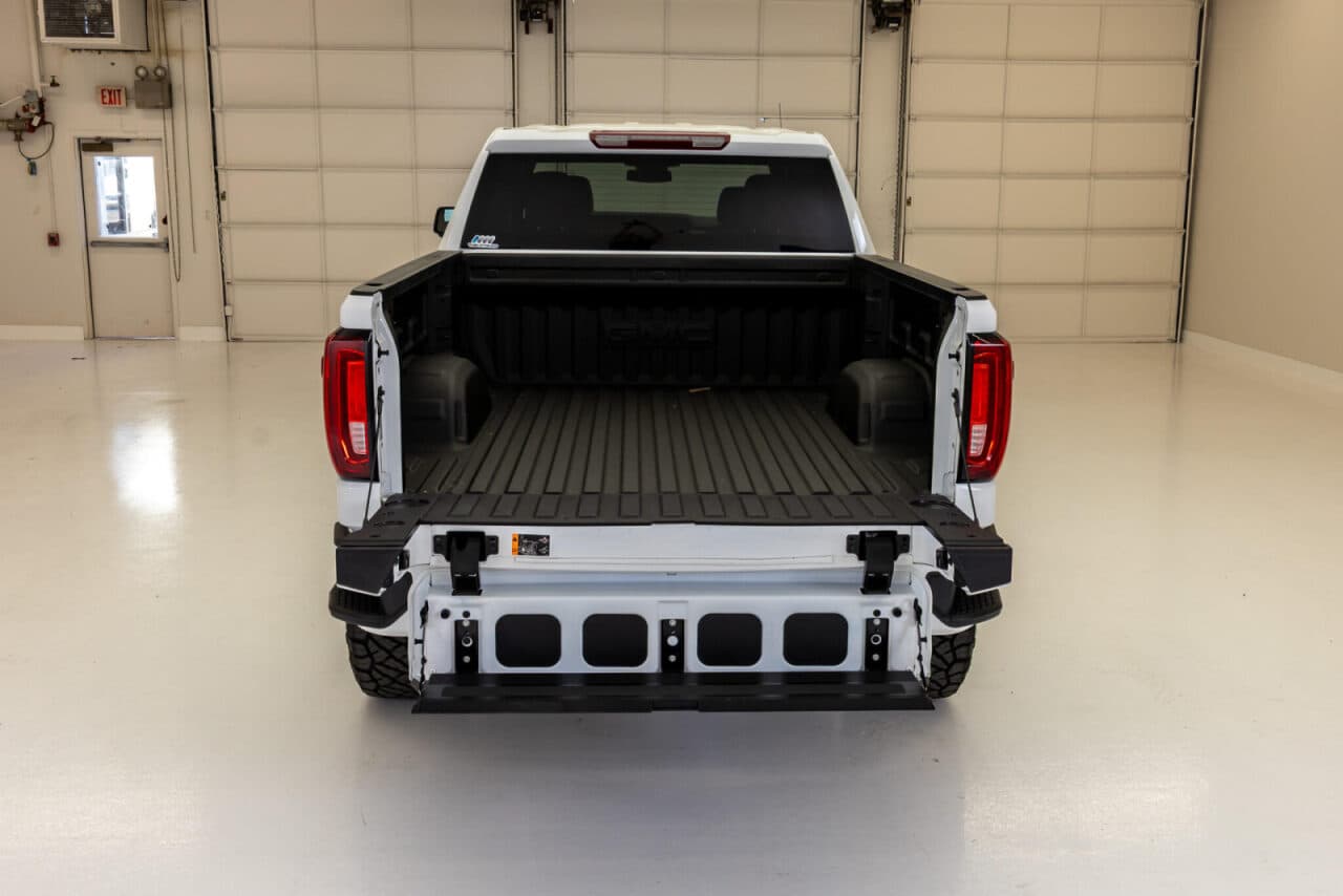 2026 GMC Sierra 1500 AT4 — photo 7 of 36