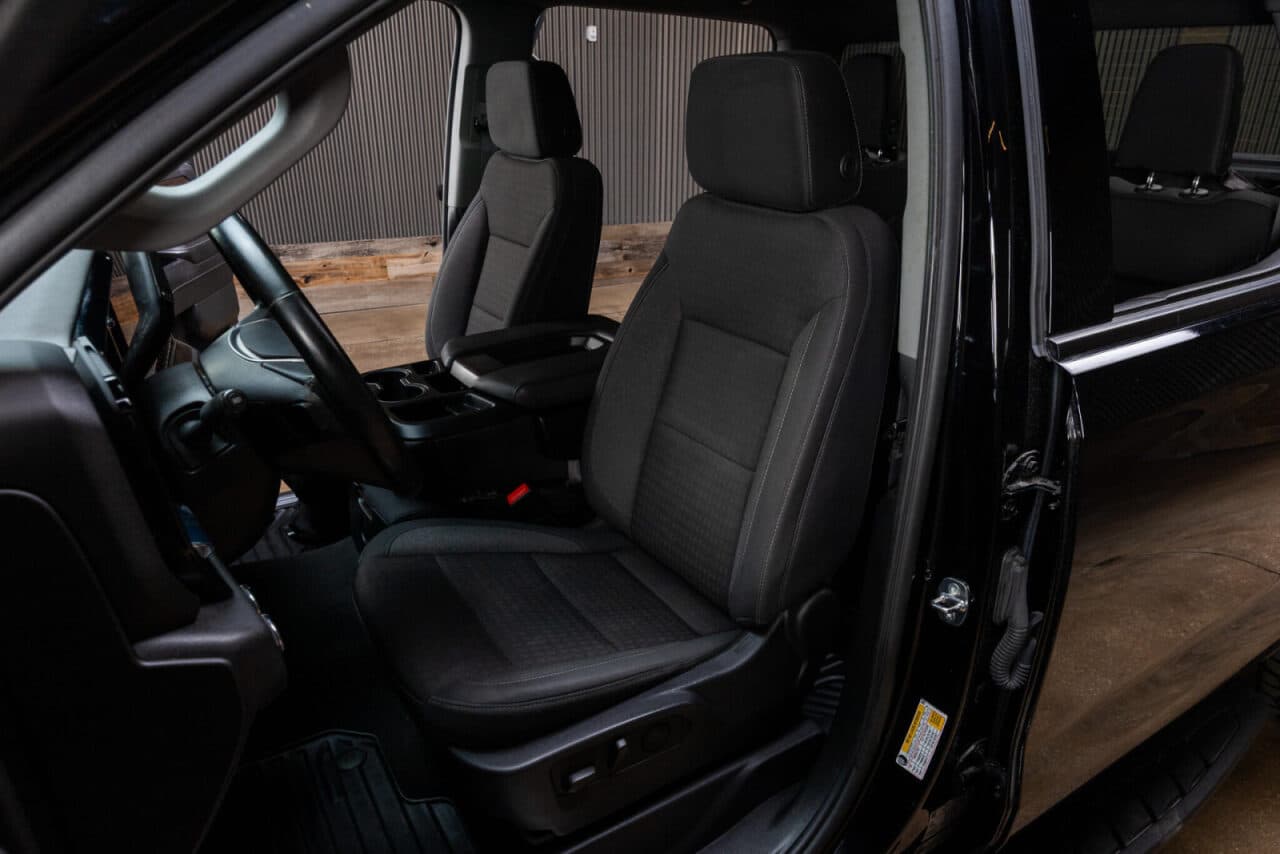2024 GMC Sierra 1500 Elevation — photo 26 of 37