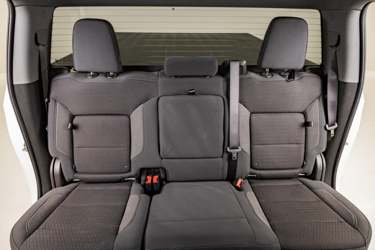 2024 GMC Sierra 1500 Elevation — photo 32 of 38