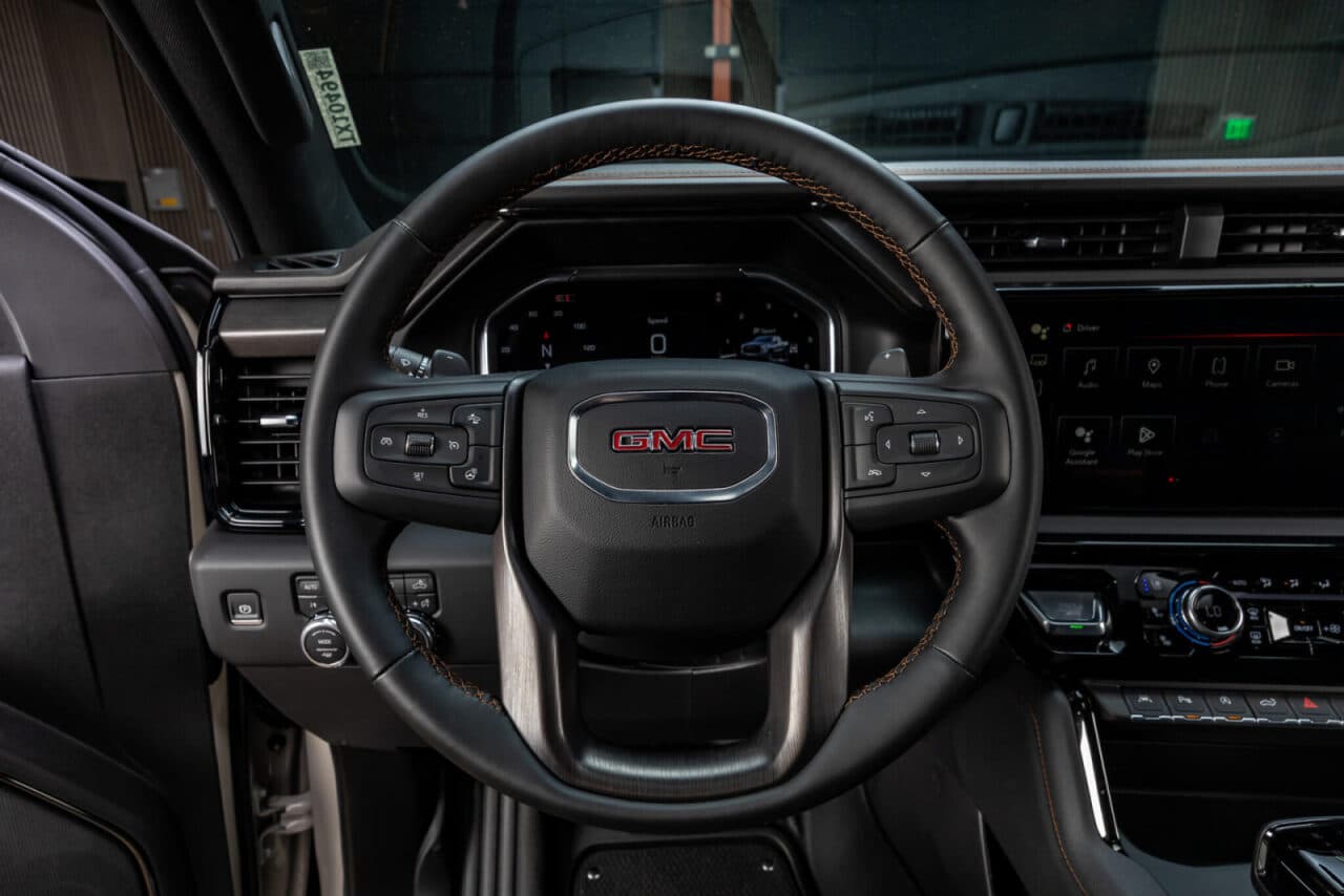 2026 GMC Sierra 1500 AT4 — photo 17 of 40